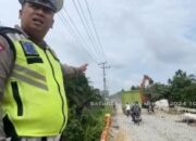 Akibat Banjir di Inhu Riau, Sebabkan Jembatan Sei Solok KM 183 Amblas