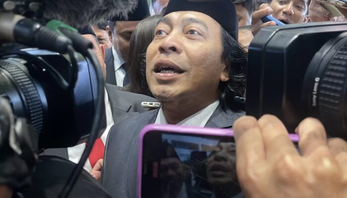 Ini Komentar Komeng Usai Dilantik Jadi Anggota DPD RI