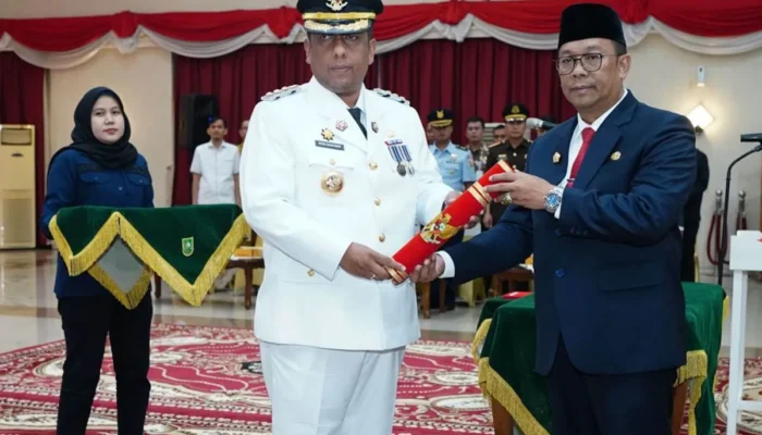 Pj Gubernur Riau Rahman Hadi Lantik Roni Rahmat Jadi Pj Wali Kota Pekanbaru Menggantikan Risnandar Mahiwa