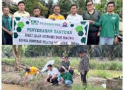 Dukung Ekonomi Masyarakat, PT Musim Mas Salurkan Ribuan Bibit Ikan untuk Nelayan Pangkalan Lesung