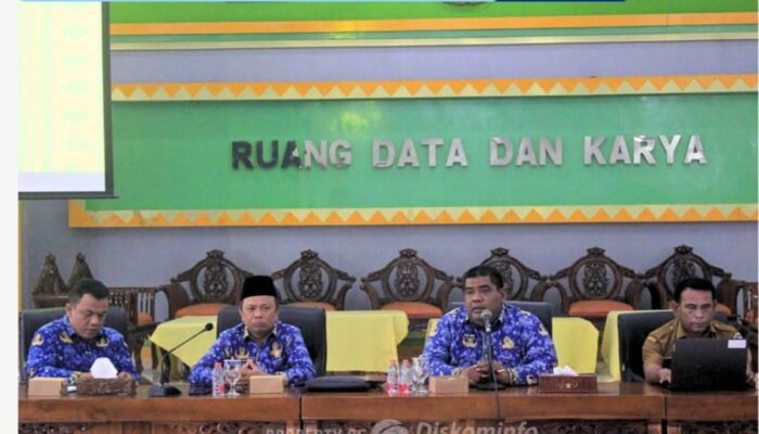 Pemkab Labuhanbatu Gelar Rapat Evaluasi LKjIP 2024, Targetkan Peningkatan Kinerja