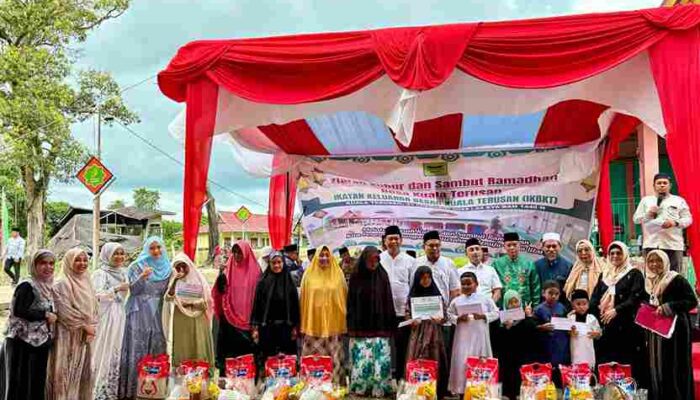 BAZNAS Pelalawan Salurkan Bantuan Sembako dalam Acara Ziarah Kubur dan Penyambutan Ramadhan 1446 H di Desa Kuala Terusan