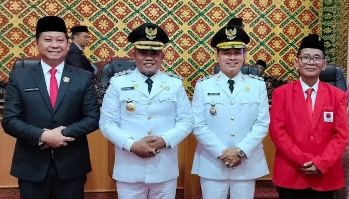 Bupati Zukri Sampaikan Visi Pelalawan Maju dalam Rapat Paripurna DPRD