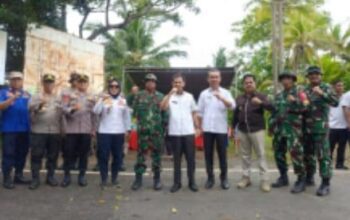 Fhoto sinergi TNI dan Pemda Bolmut dalam gelar bakti serentak di wilayah perbatasan kecamatan sangkup pada Rabu, 23 April 2025