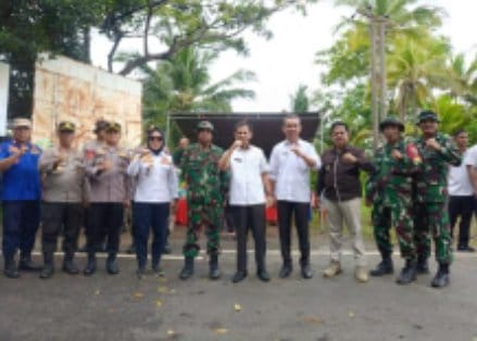Fhoto sinergi TNI dan Pemda Bolmut dalam gelar bakti serentak di wilayah perbatasan kecamatan sangkup pada Rabu, 23 April 2025