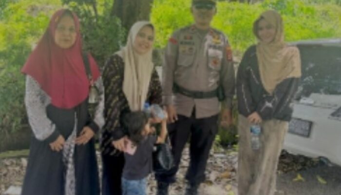 Menyusuri Gunung Demi Kemanusiaan: Evi Andriani dan Rombongan Kunjungi Bungaria Dg Bollo