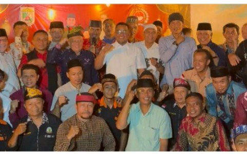 Pesan bupati Pelalawan h Zukri saat pilkada usai dan harus menjaga persatuan untuk bersama memvangun Pelalawan dan jangan baper.