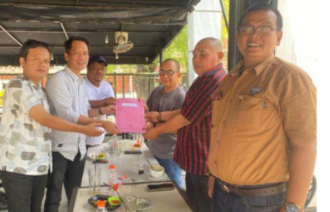 Penyerahan karetaker DPP himapsi di kota Tebingtinggi dan sergeu dan berkomitmen siap bangkit