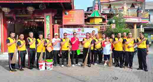 Polsek Neglasari lakukan bakti religi di klenteng dalam rangka menyambut hari bhayangkara ke 79