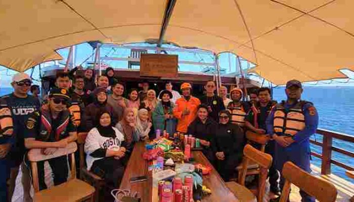 Drama di Laut! Wisatawan Asal Malaysia Terseret Arus di Gili Lawa, Diselamatkan Tim SAR Gabungan