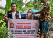 DPC Gerindra Jeneponto Bantu Janda Miskin di Bantaran Gunung