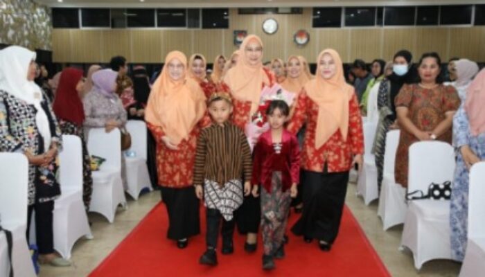 Gubernur NTT Melki Laka Lena Jadi Inspektur Upacara Hari Lahir Pancasila di Ende Flores