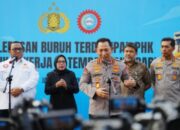 Kapolri Lepas 700 Buruh Terdampak PHK: Solusi Nyata di Tengah Gonjang-Ganjing Industri!