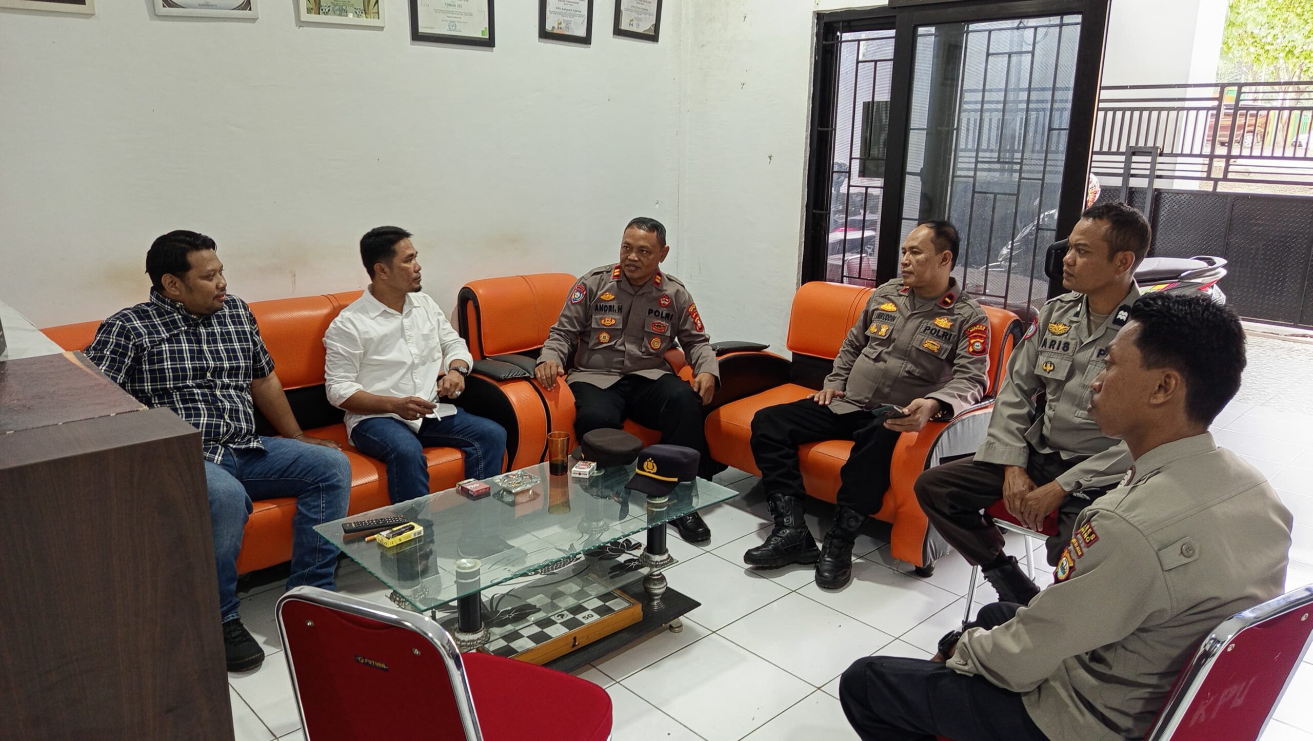 Sat Binmas Polres Soppeng Sambangi Instansi Pengguna Satpam: Perkuat Koordinasi Kamtibmas