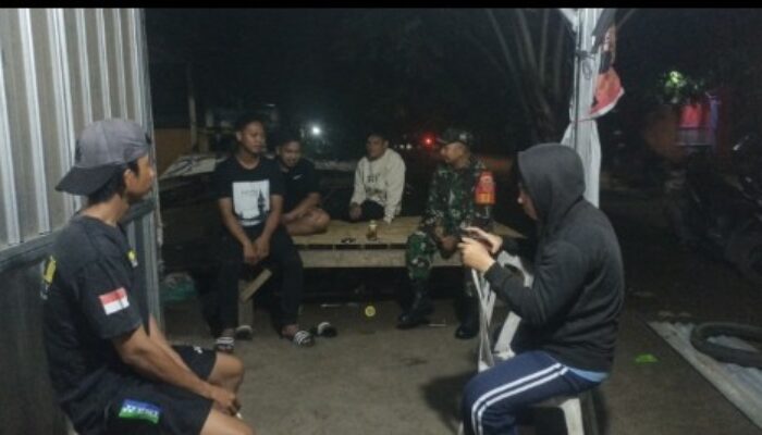 Babinsa Galut Rutin Komsos Malam Hari, Kedekatan Emosional dengan Warga Kian Terbangun