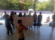 Puluhan Mahasiswa UNIMEN dalam GERHAM Gelar Aksi Protes, Tuntut Reformasi dan Transparansi