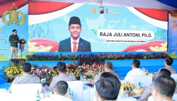 Menteri Kehutanan: Polri Kini Demam Jagung, Berebut Lahan Tidur untuk Ketahanan Pangan