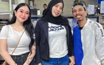 Meriah! DJ Langit Biru dan Oppa Ruacca Sukses Guncang Anniversary ke-4 Celebrity Parfum Meriah! DJ Langit Biru dan Oppa Ruacca Sukses Guncang Anniversary ke-4 Celebrity Parfum