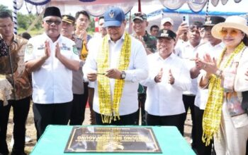 Resmikan Bendungan di Halmahera Utara, Wamen Viva Yoga: Petani Bisa Panen 2-3 Kali, Produksi Padi Naik hingga 8 Ton! Resmikan Bendungan di Halmahera Utara, Wamen Viva Yoga: Petani Bisa Panen 2-3 Kali, Produksi Padi Naik hingga 8 Ton!