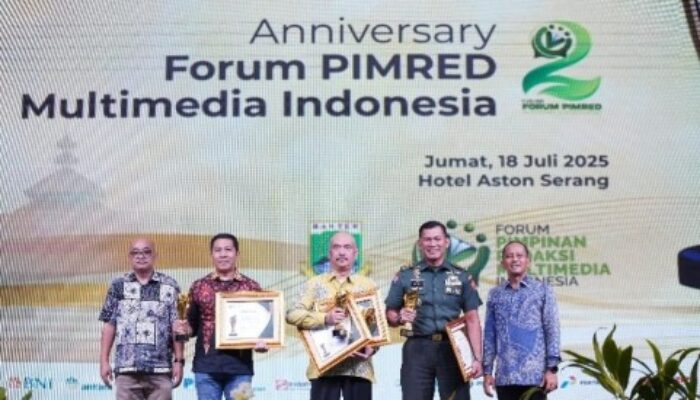 Panglima TNI Raih Penghargaan Pemimpin Visioner di Pimred Award 2025