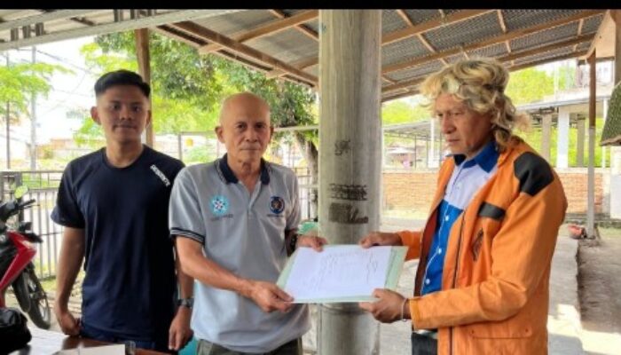 Petahana Bergerak! Alimuddin Resmi Ambil Formulir Ketua PWI Soppeng 2025-2028