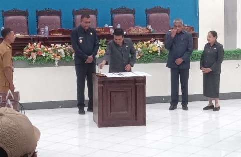 Wabup Sikka Sambutan Penutupan Rapat Paripurna KUA-PPAS APBD 2026: Fokus pada SDM dan Infrastruktur Berkelanjutan