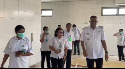 Wabup Sikka Tinjau ICU RSUD TC Hillers: Kepedulian Nyata untuk Pelayanan Pasien Kritis