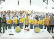 Teladan Muda Bangsa: Bupati Soppeng Serahkan Atribut ke 73 Calon Anggota Paskibraka