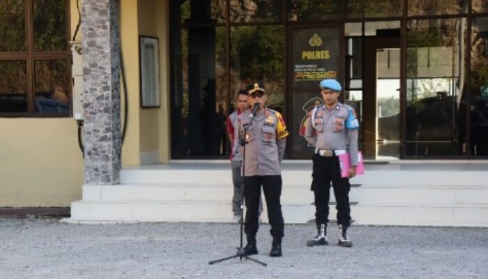 Kapolres Soppeng Tekankan Pelayanan Prima, Budaya Tertib Lalu Lintas, dan Semangat HUT RI ke-80