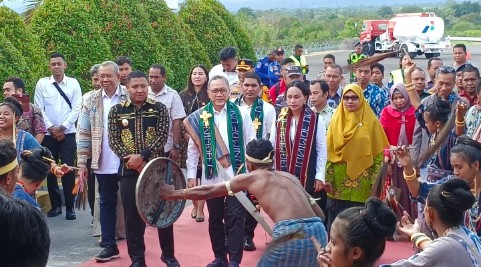 Bupati Sikka Kolaborasi Perguruan Tinggi untuk Ketahanan Pangan NTT dalam Seminar Nasional UNIMOF