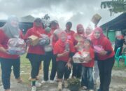 Meriah! Ibu-Ibu RW 8 Tambakreja Cilacap Rayakan HUT RI ke-80 dengan Lomba Uni