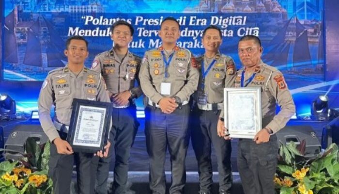 Dua Penghargaan Sekaligus, Satlantas Polres Wajo Buktikan Kinerja Gemilang di Polda Sulsel