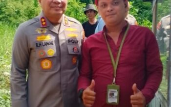 Humanis dan Dekat dengan Warga: Kapolda Sulut Royke Langie Blusukan, Santai Menikmati Kelapa Muda di Manado Screenshot_2025_0813_131550