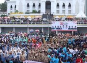 Ribuan Warga Soppeng Antusias Ikuti Gerak Jalan Santai Meriahkan HUT RI ke-80