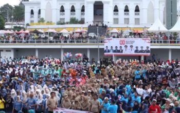 Ribuan Warga Soppeng Antusias Ikuti Gerak Jalan Santai Meriahkan HUT RI ke-80 Screenshot_2025_0816_082851