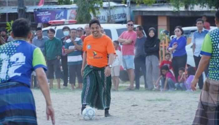 Serunya ‘Paggolo Lipa’: Pemkab vs DPRD Bulukumba, Andi Utta Dikawal Ketat