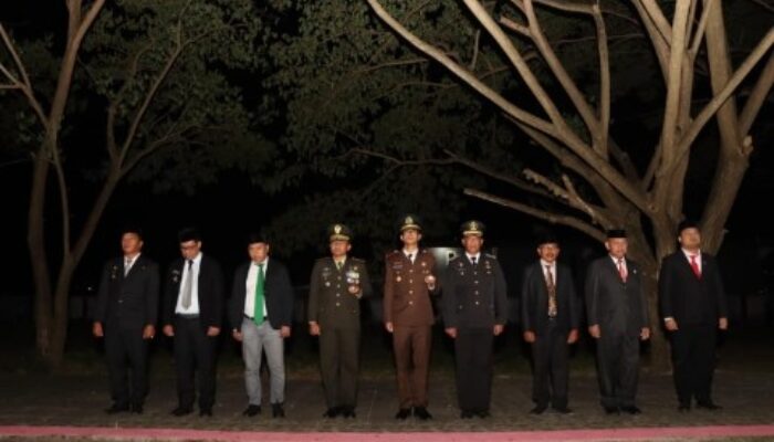 Kapolres Bulukumba Pimpin Upacara Renungan Suci di TMP Taccorong