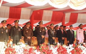 Kapolda Aceh Hadiri Upacara HUT ke-80 RI di Blang Padang: Simbol Sinergi dan Nasionalisme Screenshot_2025_0819_180455