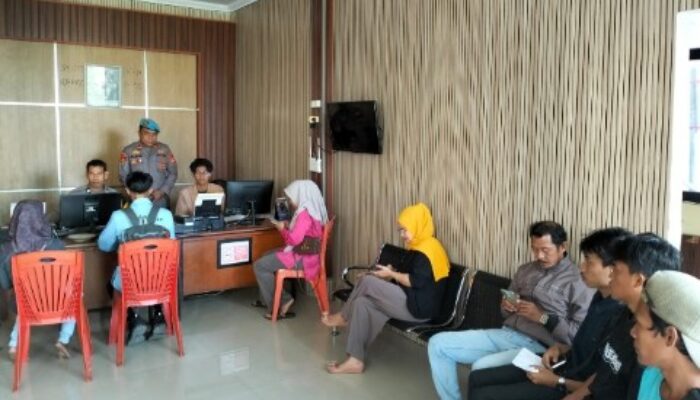 Pastikan Masyarakat Dilayani dengan Baik, Kasi Propam Cek Pelayanan SPKT Polres Bulukumba