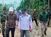 Bupati Romi Wijaya Turun Langsung, Pastikan Perbaikan Jalan Mas Bangun Segera Dilaksanakan