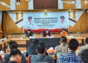 Wakil Bupati Ketapang Pimpin Rakoordinasi Perbaikan Jalan Pelang–Sungai Kepuluk: Pentingnya Sinergi Pemerintah, Perusahaan, dan Unsur TNI