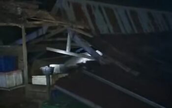 Akibat Kelalaian Dinas Kelautan dan Perikanan, Pasar Ikan Rantau Panjang Ambruk: Aset Pemda Kayong Utara Terbengkalai Sejak 2020 Screenshot_2025_1020_070159