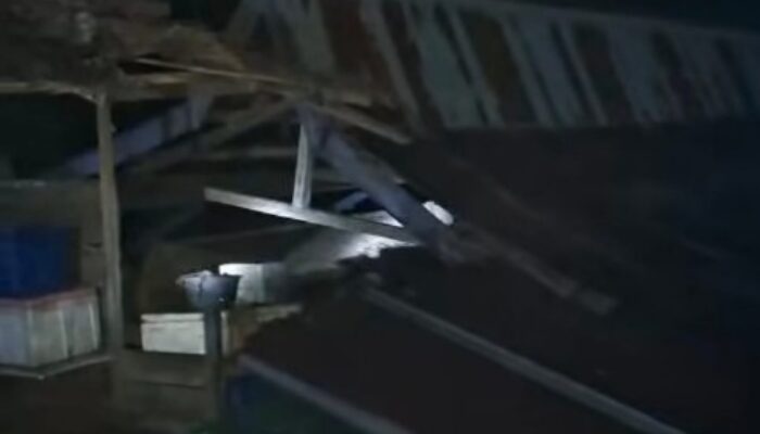 Akibat Kelalaian Dinas Kelautan dan Perikanan, Pasar Ikan Rantau Panjang Ambruk: Aset Pemda Kayong Utara Terbengkalai Sejak 2020