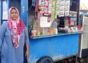 Viral Warga Desa Jenang Mengaku Tak Pernah Terima Bantuan Pemerintah, Bertahan Hidup Jualan di Grobak Depan Kantor Kecamatan