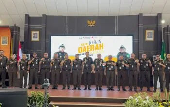 Pelantikan Kajari Ketapang, Ricky Febriandi Tegaskan Komitmen Berantas Korupsi IMG-20251211-WA0007