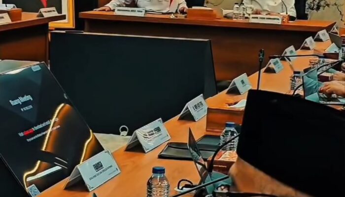 Pemerintah Pastikan Persiapan Haji 2026 Aman dan Nyaman, Menteri Haji Tekankan Koordinasi Sejak Dini