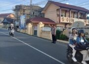 Polres Soppeng Laksanakan Pengaturan Lalu Lintas Pagi Hari di Sejumlah Titik Rawan