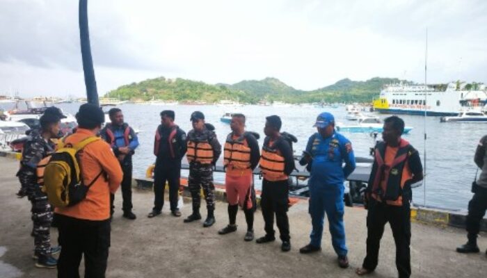 Kapal Wisata KM Putri Sakinah Tenggelam di Perairan Pulau Padar Manggarai Barat, 7 Selamat dan 4 WNA Spanyol Masih Dicari
