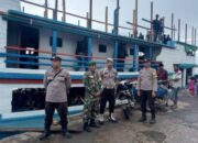 Waspada Cuaca Ekstrem Nataru, Tim Gabungan Ops Lilin Kapuas Perketat Pengamanan Dermaga Teluk Batang Kayong Utara