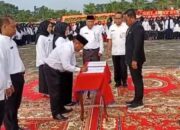 Bupati Pelalawan Lantik 3.816 PPPK Paruh Waktu, Tegaskan Pelayanan Publik Tak Boleh Terhenti di Kabupaten Pelalawan